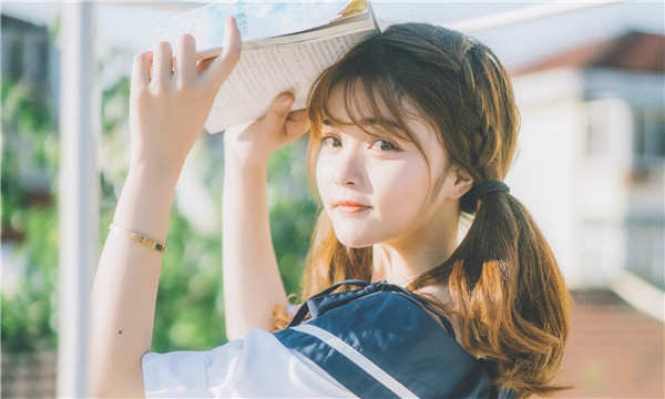 于洪供卵代怀费用的具体情况，你了解吗？在当今社会，越来越多的不孕不育家庭寻求代怀生子的解决方案，尤其是供卵。这背后是一个庞大的需求链，每年都有大量夫妻因卵巢早衰、反复流产等问题，无法自然怀孕，最终选择了第三方辅助生殖技术。根据《中华医学会生殖医学分会》的统计数据显示，近几年来，中国不孕不育率已上升至15%以上，而合作医院中的试管代怀成功率激增，特别是在供卵领域。